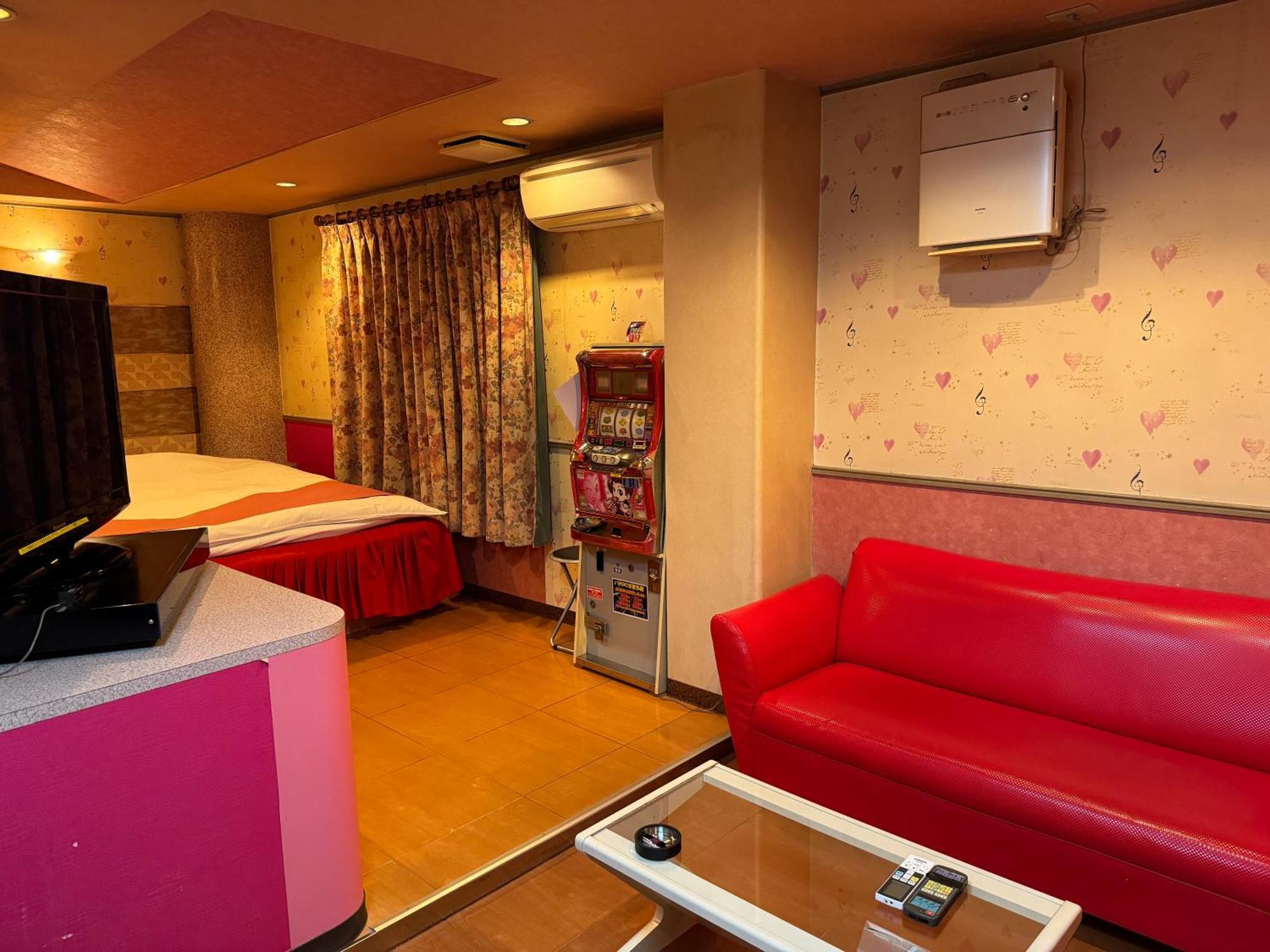 Отель Himeji Baby Kiss (Adults Only) Экстерьер фото